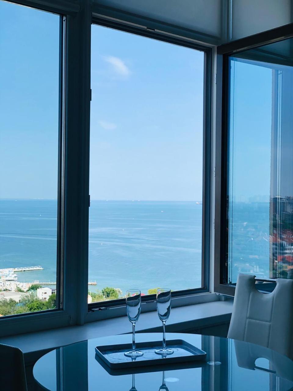 M&P Vip Appartments In Arkadia Odesa Room photo
